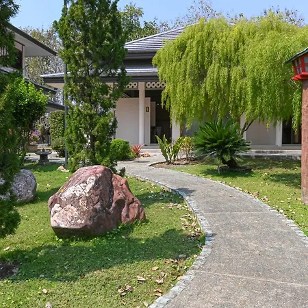 Suanphung Bonsai Village