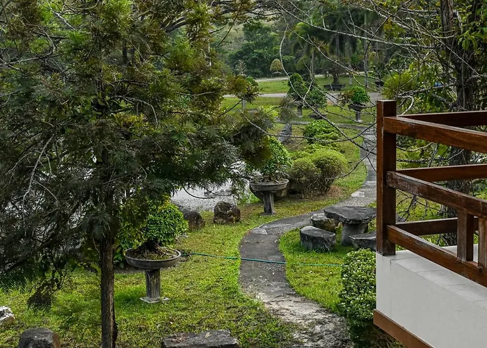 Suanphung Bonsai Village โรงแรม