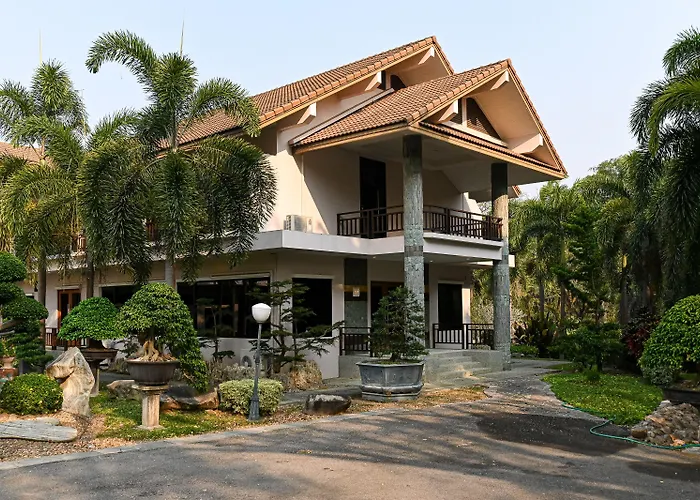 โรงแรม Suanphung Bonsai Village บ้านบ่อหวี