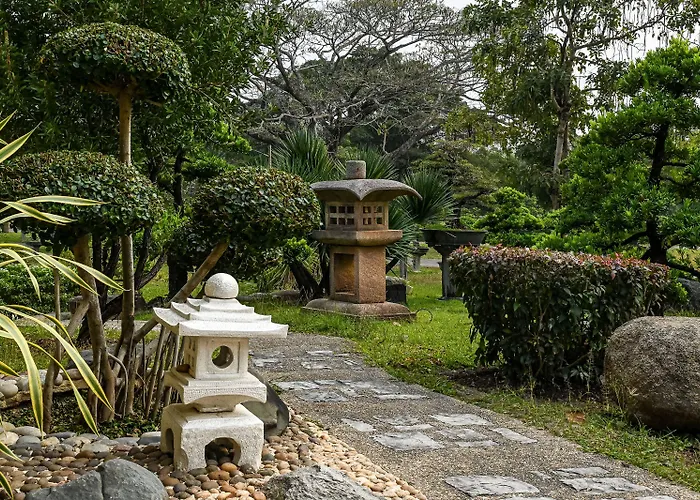 โรงแรม Suanphung Bonsai Village 3*