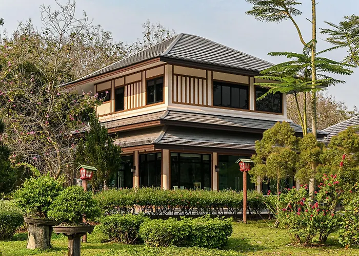 Suanphung Bonsai Village 3*