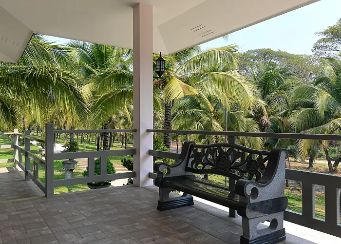 Suanphung Bonsai Village 3* บ้านบ่อหวี